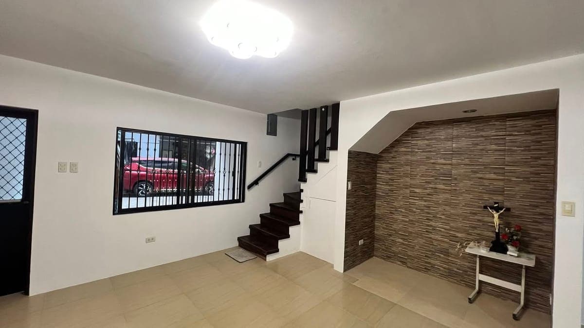 *** HOUSE FOR RENT *** - photo 1