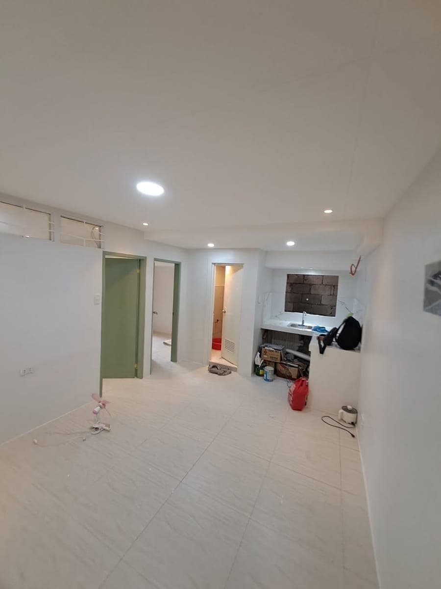 Ready for viewing. Located at T. Mascardo St., Project 4, Brgy. Milagrosa, QC. Near Daycare and 5k park. - photo 4