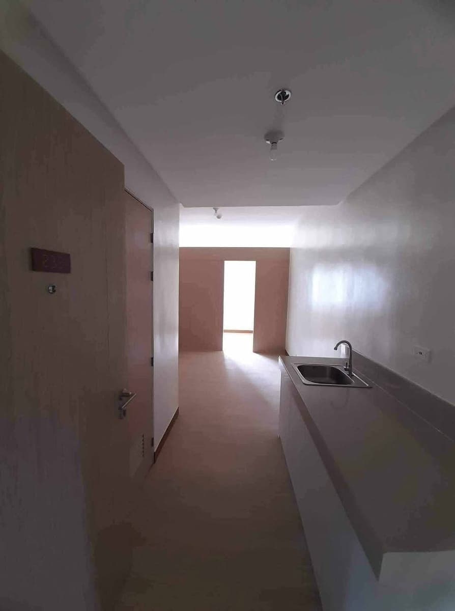 RUSH FOR RENT SMDC trees residences Quezon city - photo 1
