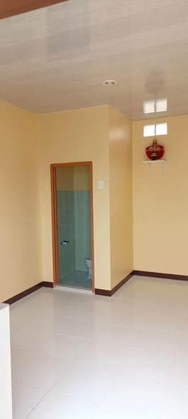 STUDIO TYPE ROOM FOR RENT ! - photo 4