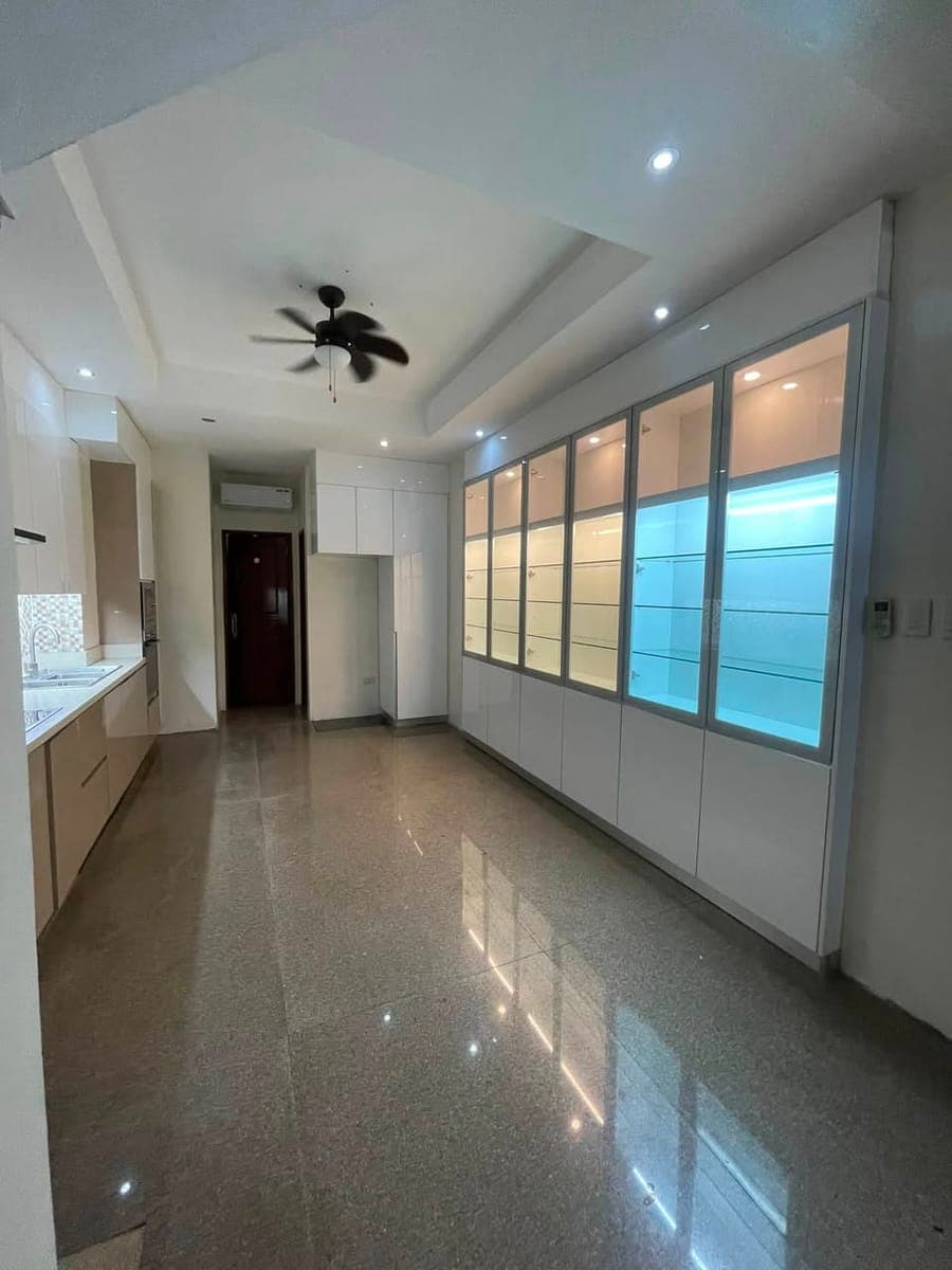🏡 FOR RENT – Spacious 4-Storey Townhouse in New Capitol Estate 1, Commonwealth Ave., - photo 4