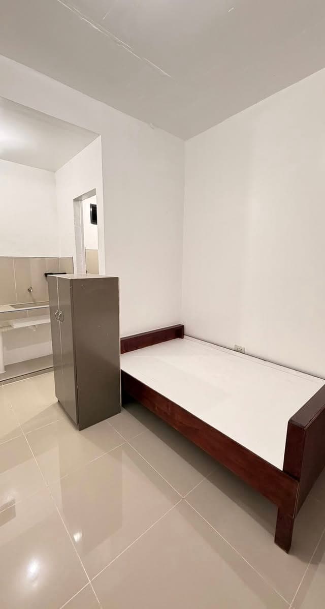 ROOM FOR RENT – BATASAN HILLS, QC - photo 2