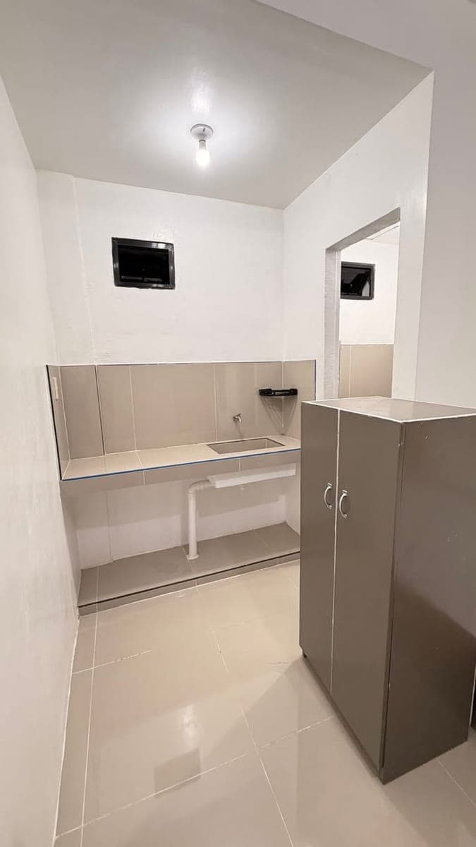 ROOM FOR RENT – BATASAN HILLS, QC - photo 4