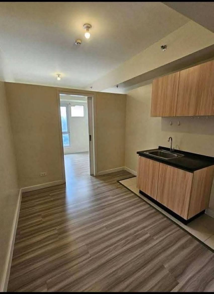 For Rent: Junior 1 Bedroom Bare - photo 2