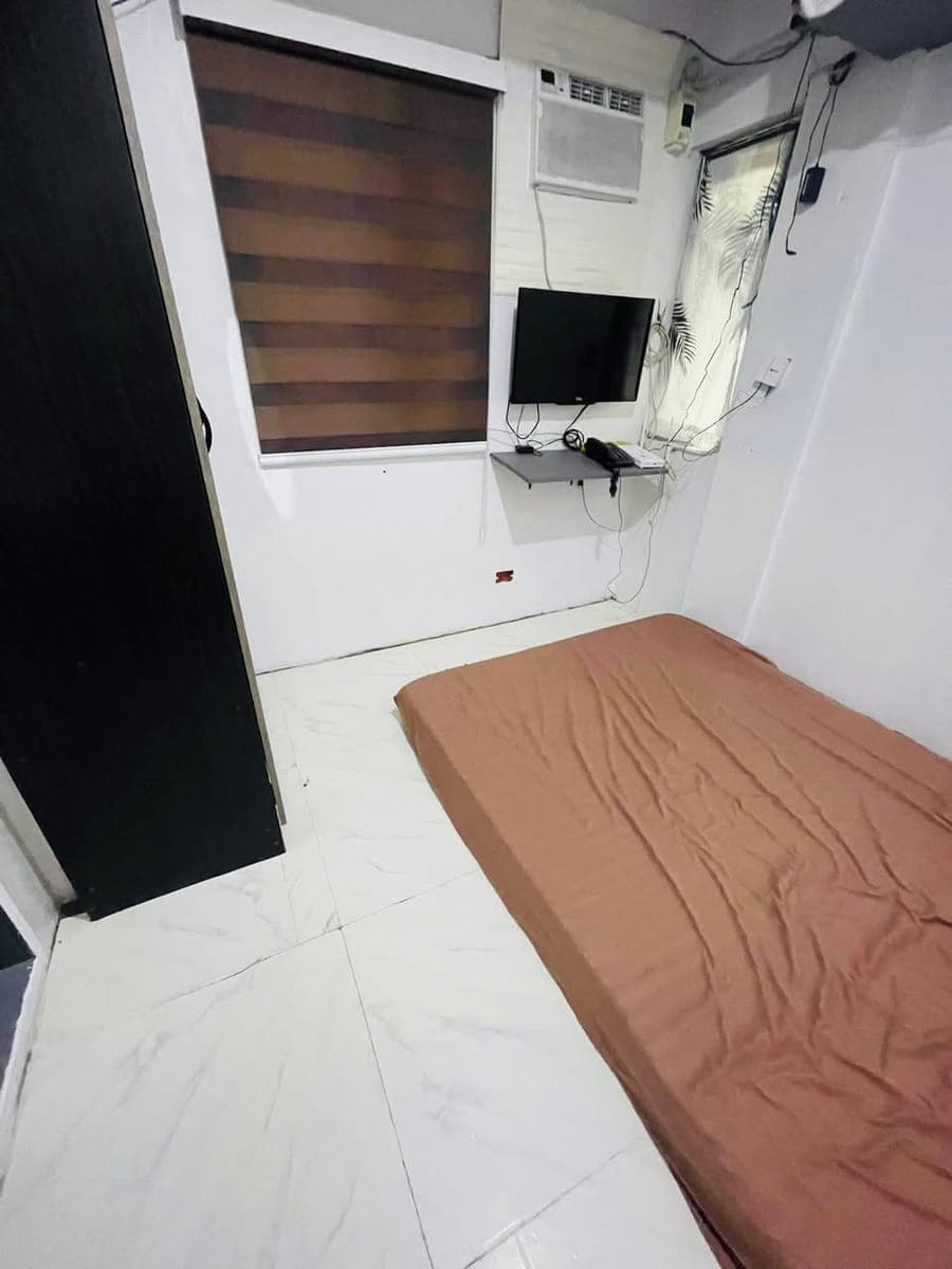 Loc: 30 Tinagan St. Brgy San Jose QC near Delmonte Banawe, Mayon, D Tuazon, Mauban, A Bonifacio, Retiro, Welcome Rotonda - photo 1