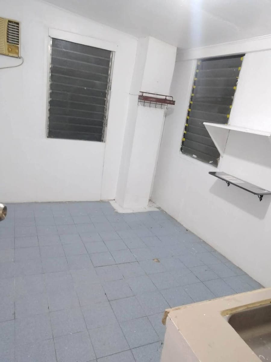 Air conditioned Room for rent, 2nd floor,  4500-6.5k, non ac also available 1st floor, 09175389168.... - photo 4