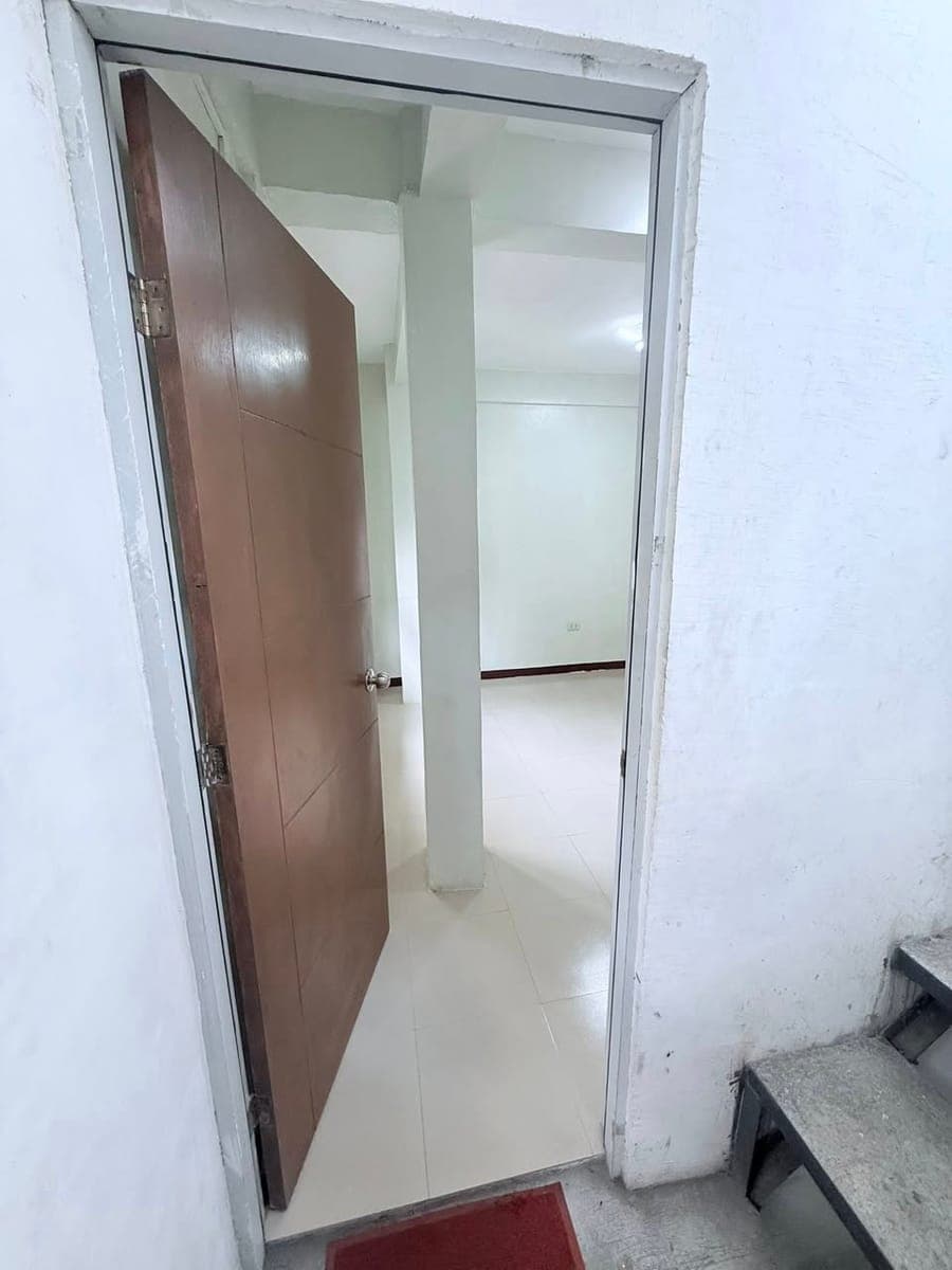 Studio type apartment for rent (3rd floor) - photo 1