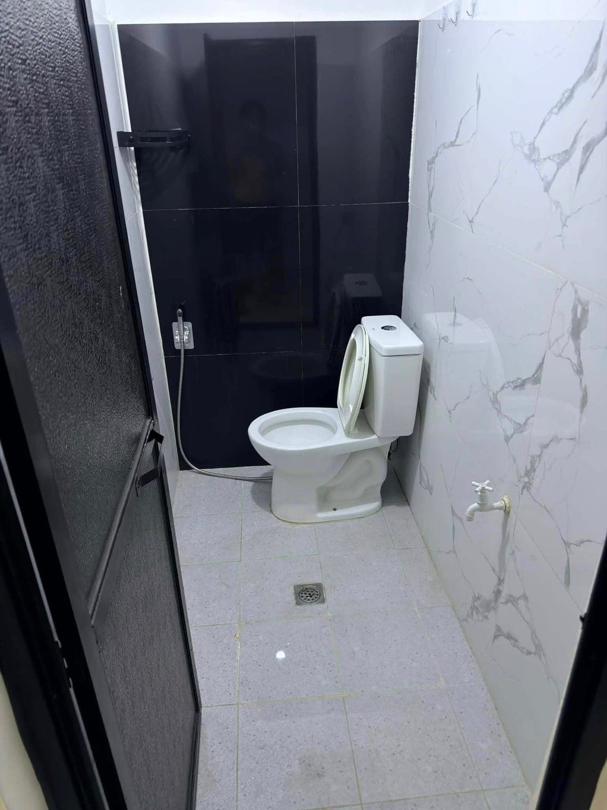 APARTMENT FOR RENT: 2STOREY UP & DOWN - photo 5