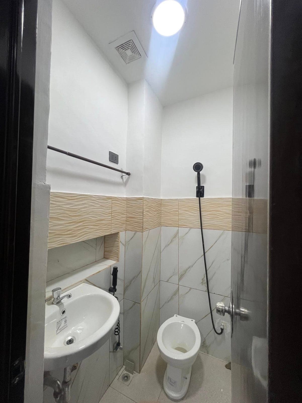 READ CAPTION!!! Apartment for rent - Studio type❗️Newly built ikaw unang titira❗️ - photo 8