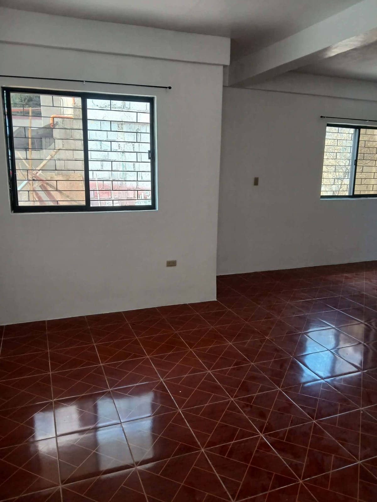 Ptpa: office / house for rent - photo 1