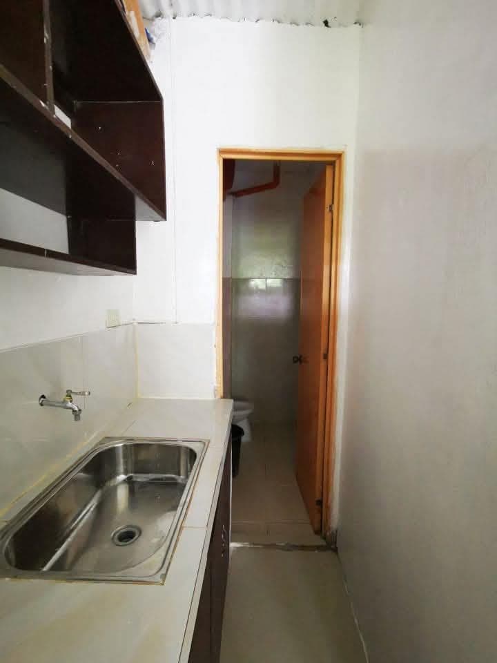 For rent  ONE BEDROOM with split type aircon - photo 2