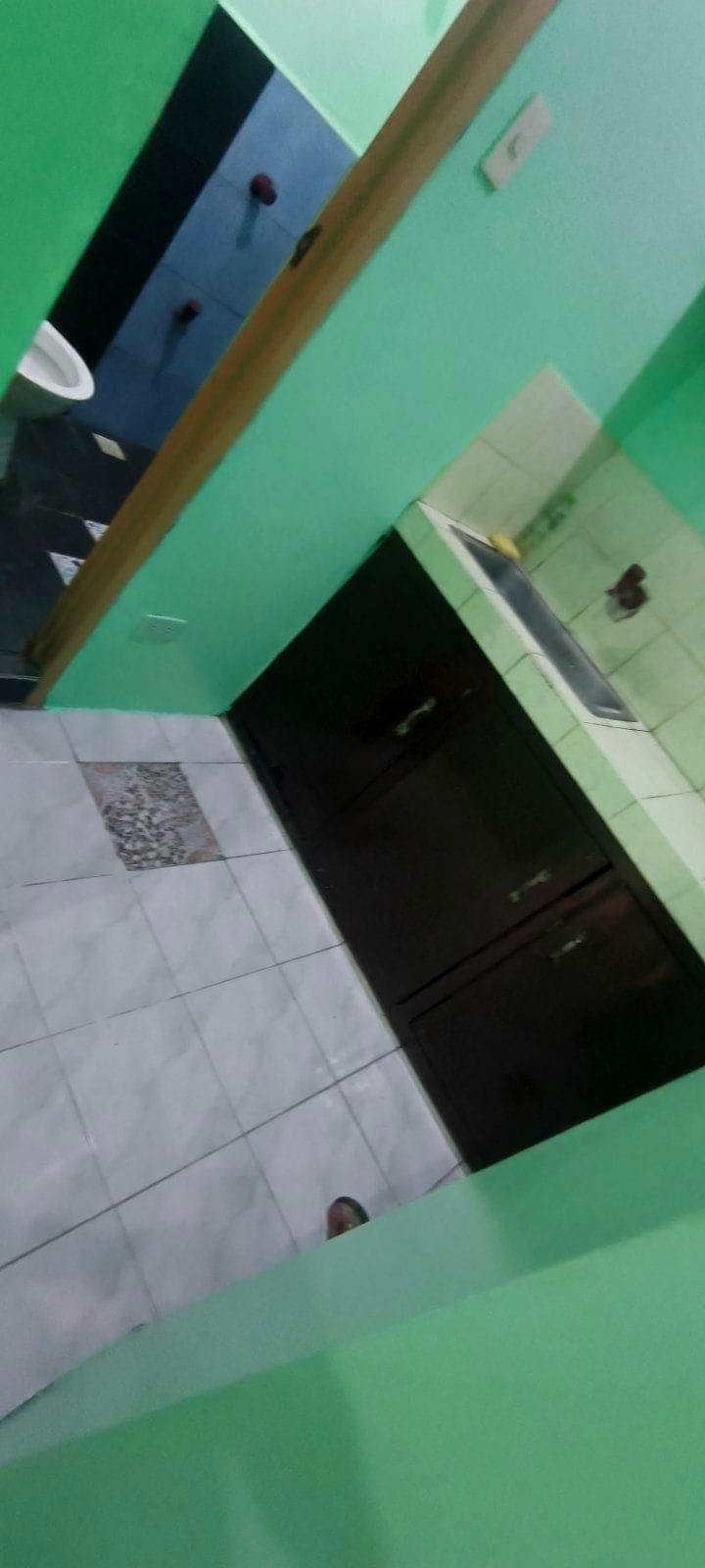 Locator here - photo 1