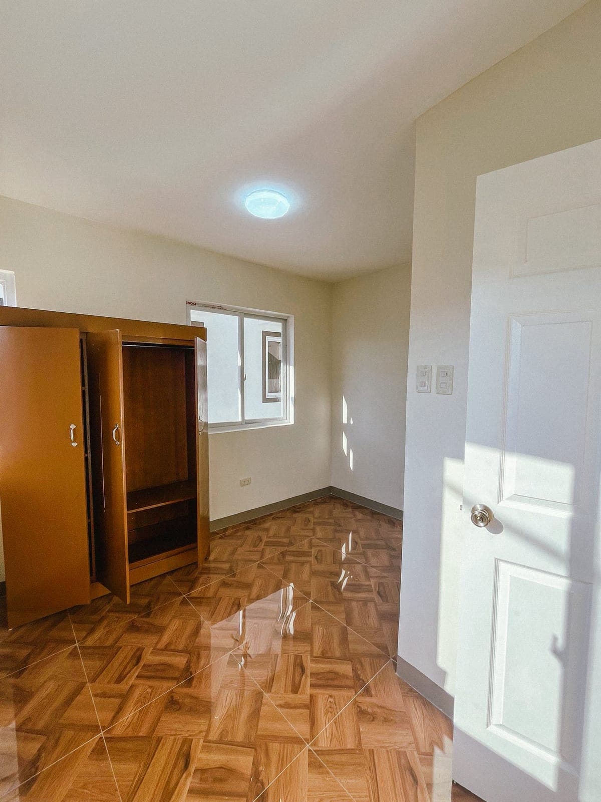 Looking for a Maalaga na Tenant – Brand New Home kayo po ang unang titira - photo 9