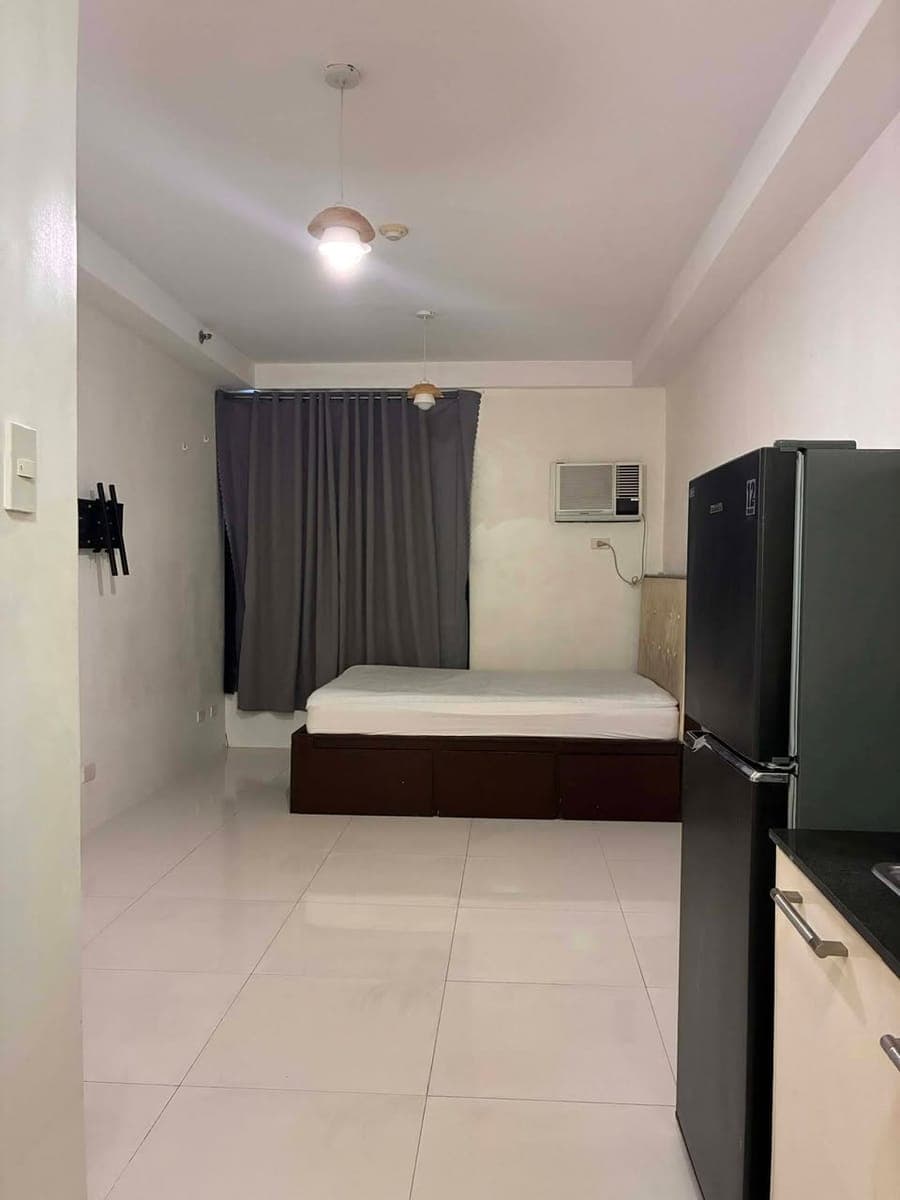 Studio unit for rent - photo 1