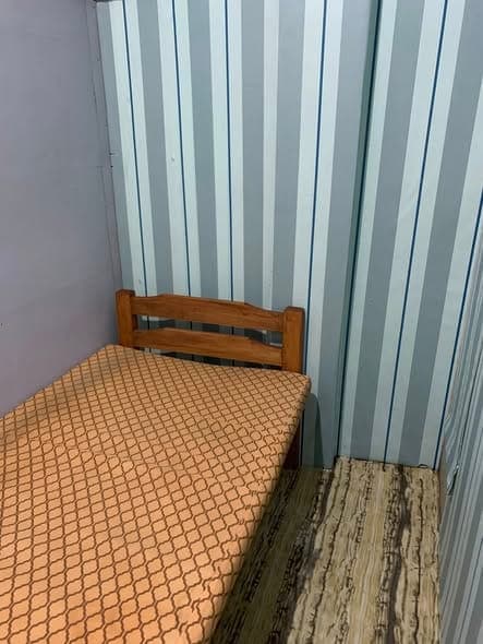 Solo room and lady bedspace available - photo 4
