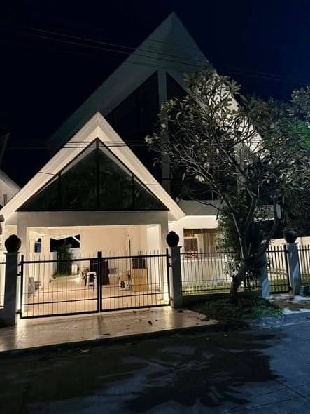 🏡 Fully Furnished House for Rent ‼️ - photo 1