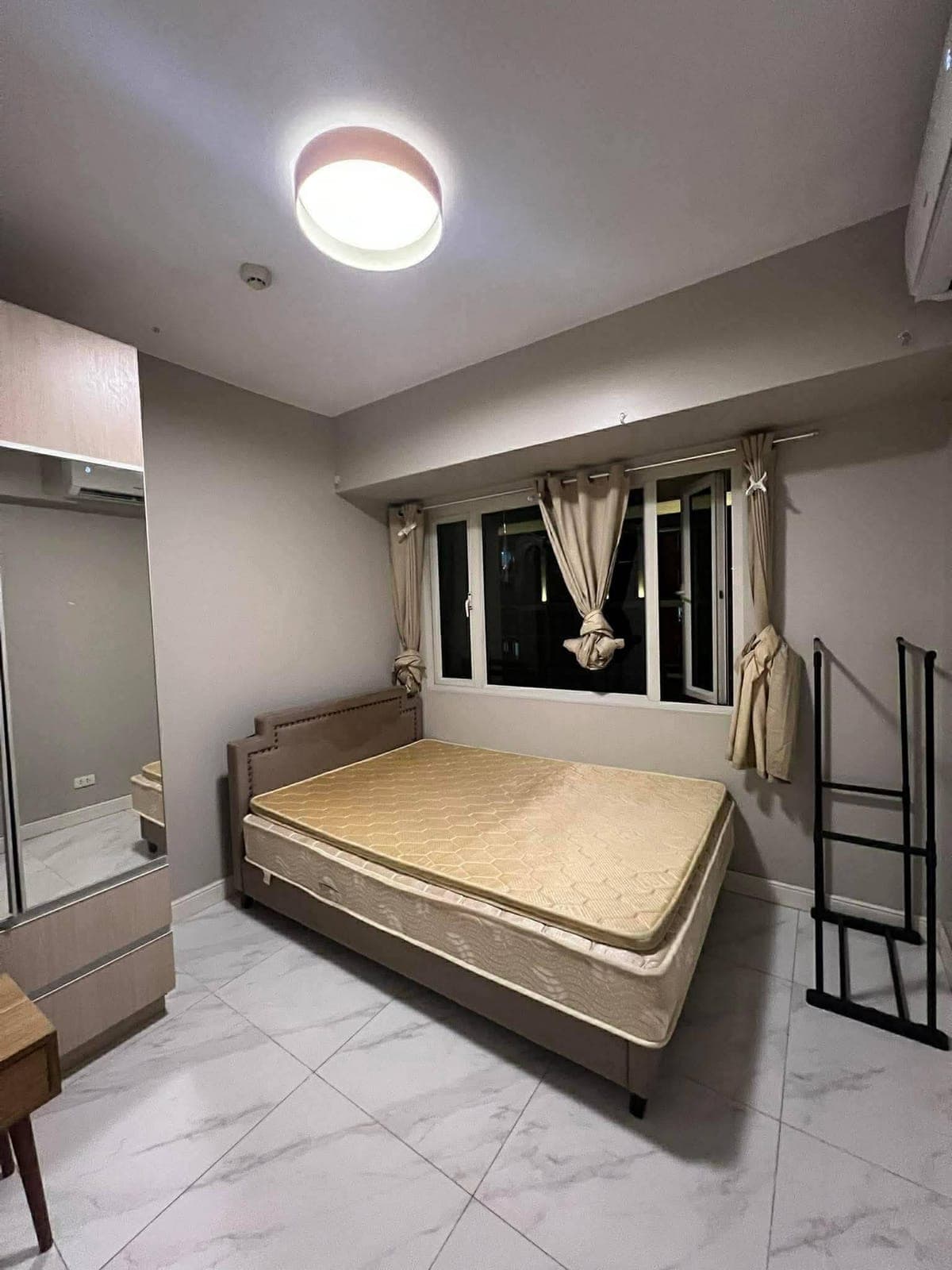 18K MONTHLY IN MONARCH PARKSUITES‼️ - photo 2