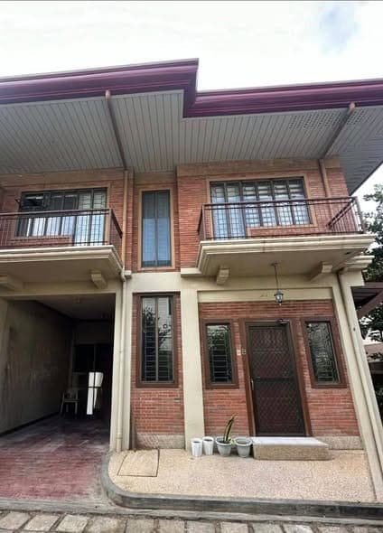 🏡Townhouse for Rent ‼️ - photo 1