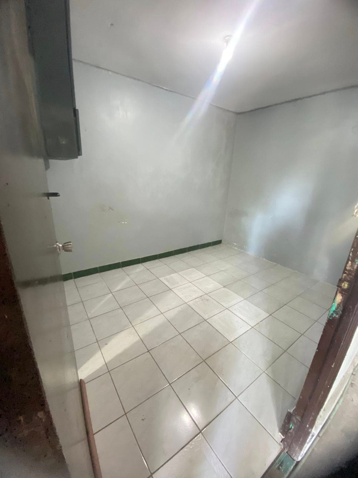 Room for Rent (EXCLUSIVE SUBDIVISION along Edison Avenue) - photo 6