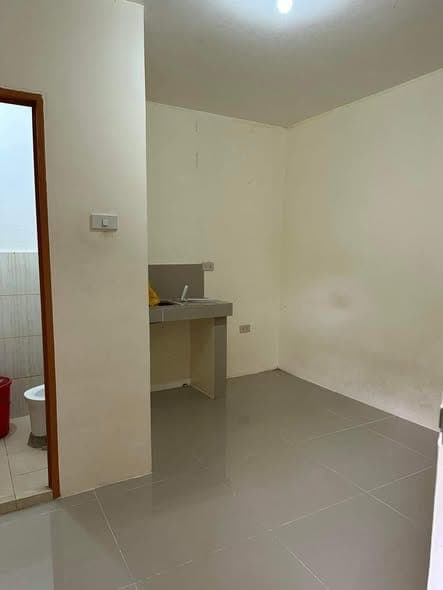 Studio Type Room Available - photo 5