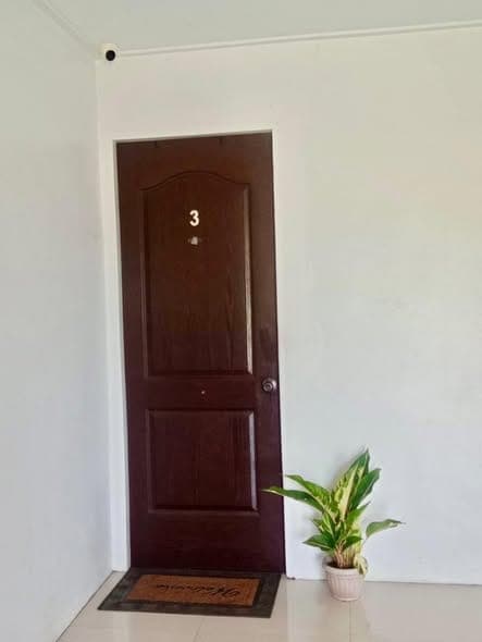 🔥 (2) Studio Rooms Available Door# 1 & 3 ✅ 🔥 - photo 5