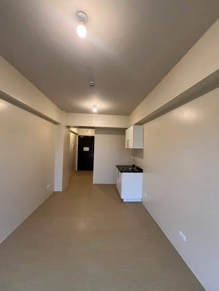 FOR RENT: studio unit  Condo at Avida Towers Abreeza - photo 5
