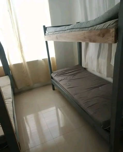 We have available, Solo Room for 4k and 5k Monthly, Good for 2 person. - photo 2