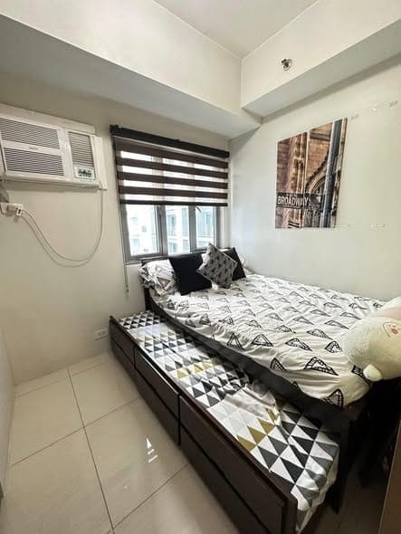 FOR RENT: ₱18,000/month. | Inclusive association dues - photo 1