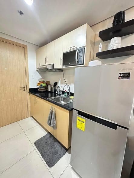 FOR RENT: ₱18,000/month. | Inclusive association dues - photo 4