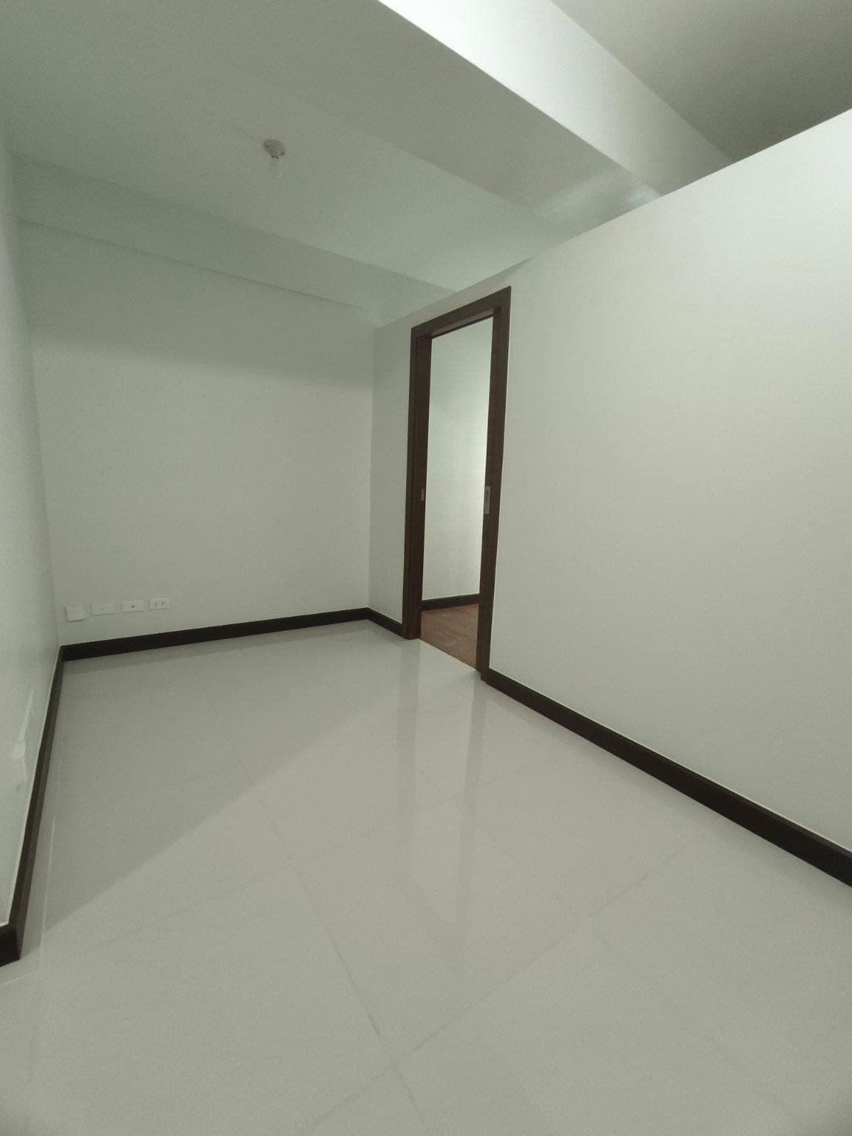 For Rent Condo in  pasay Quantum Residences - photo 6
