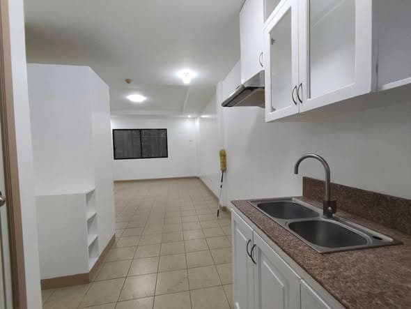 STUDIO APARTMENT FOR RENT near MAPUA and ATENEO Grade school - photo 1