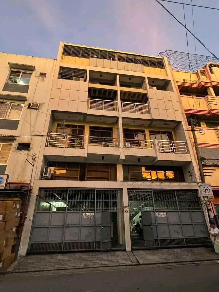 DUPLEX APARTMENT IN PASAY CITY ‼️ - photo 1