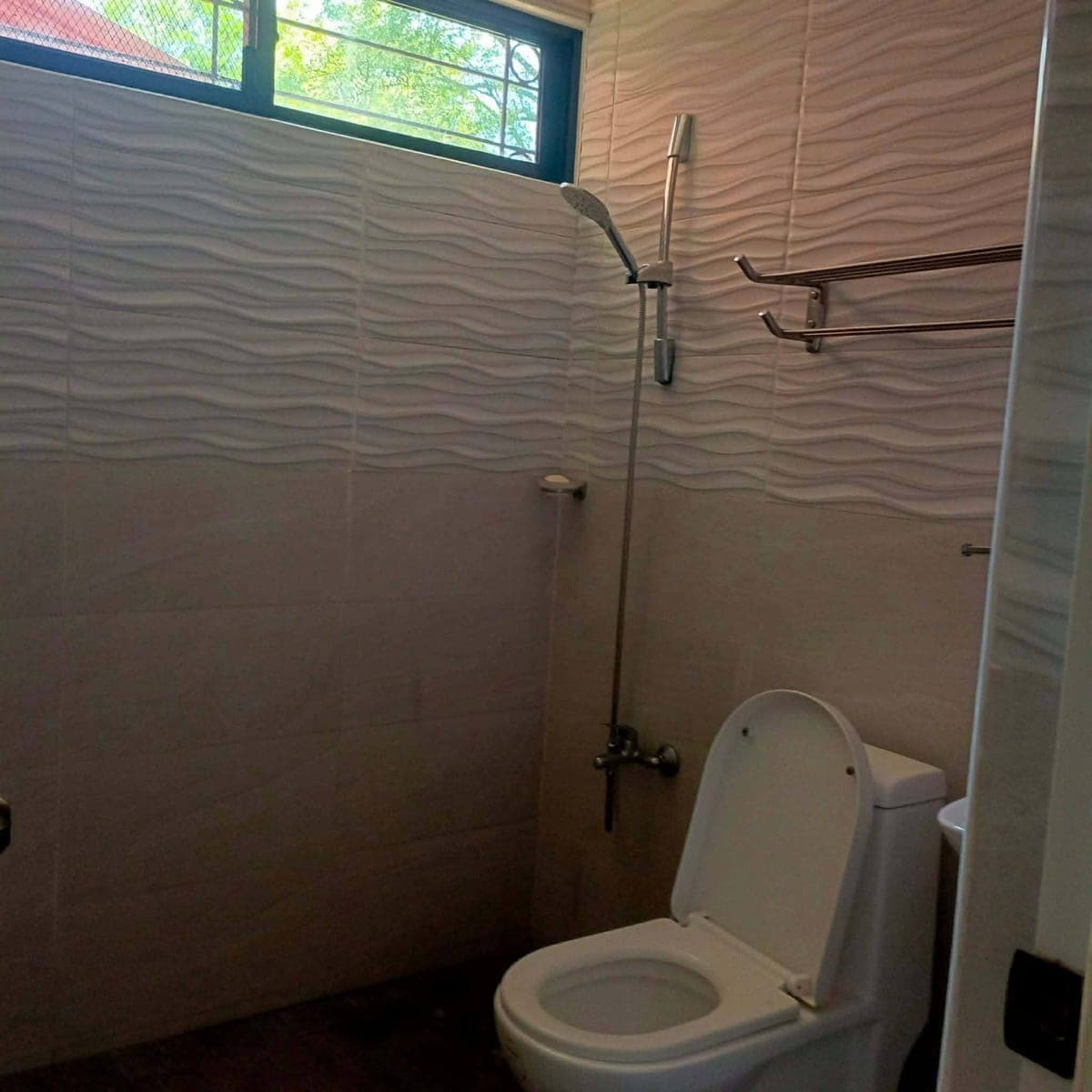 𝟳 𝗕𝗥 𝗛𝗢𝗨𝗦𝗘 𝗙𝗢𝗥 𝗥𝗘𝗡𝗧 𝗜𝗡 𝗘𝗫𝗟𝗨𝗦𝗜𝗩𝗘 𝗦𝗨𝗕𝗗𝗜𝗩𝗜𝗦𝗜𝗢𝗡 - photo 19