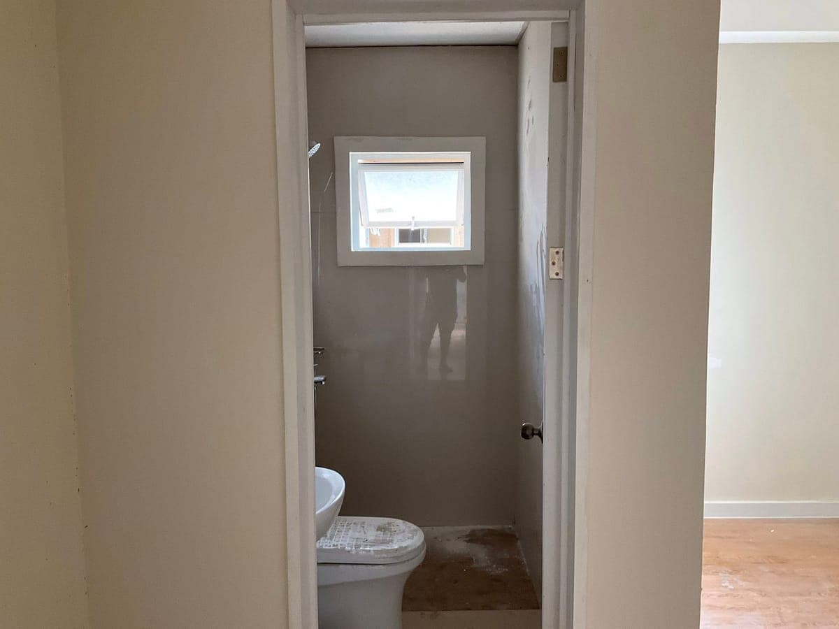 House for rent in Villa Conchita subdivision Puan 3BR 2CR with covered covered Parking split Aircon 25 Thousand - photo 1