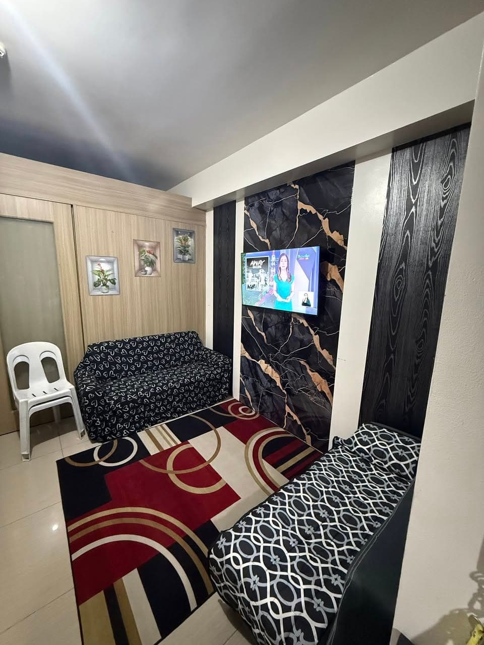 OPEN FOR 3 MONTHS CONTRACT - AVAILABLE ON APRIL 23,2026 - photo 1