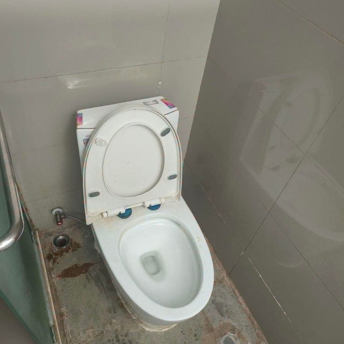 🏠 Malate |  Condo for Rent - photo 3