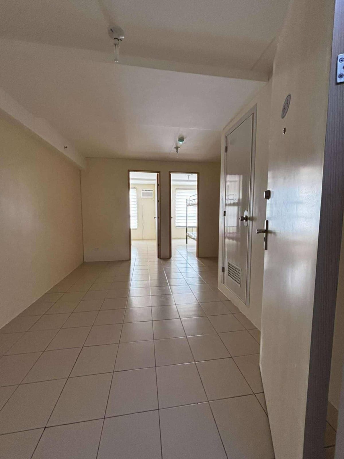 ‼️ Bare Unit for Rent ‼️ - photo 6