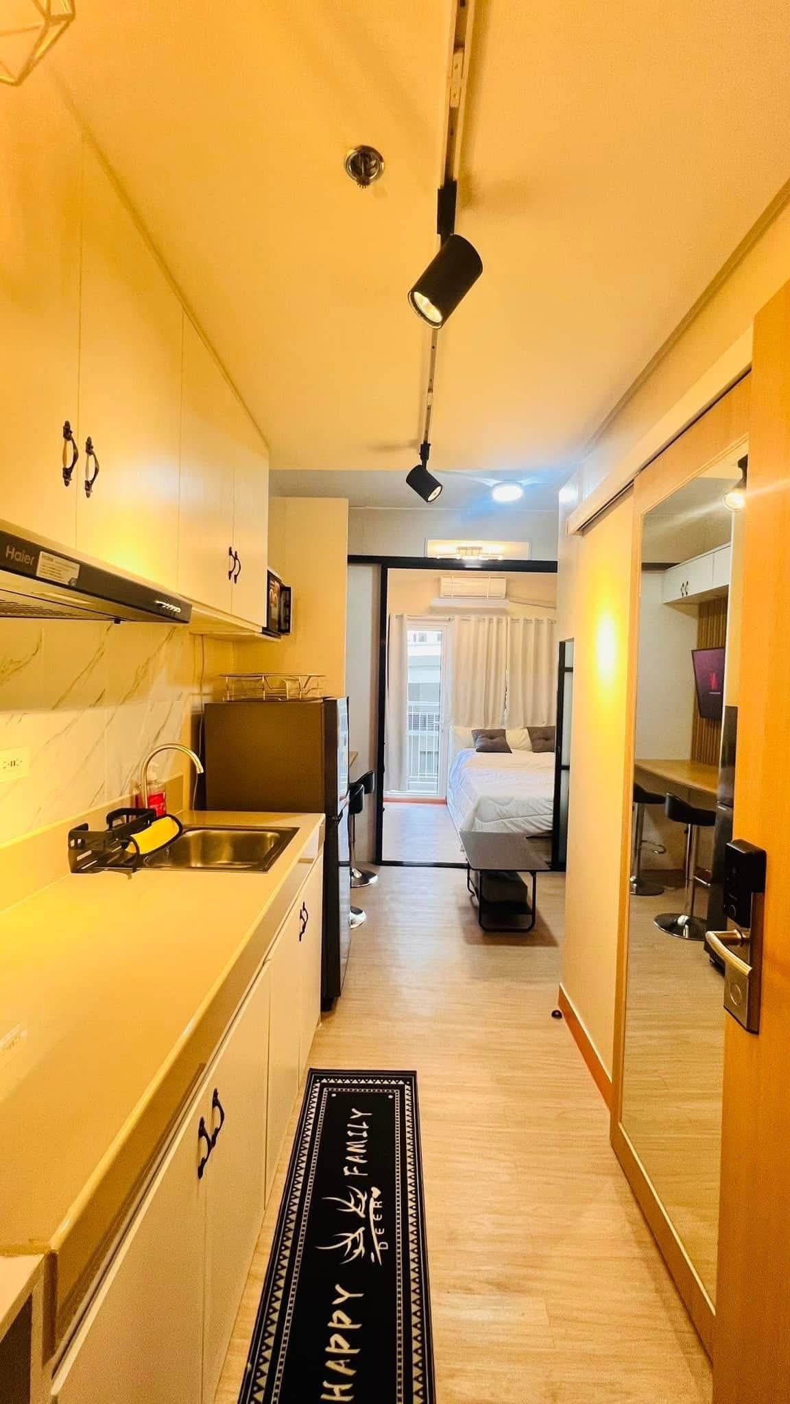 1BR with balcony for longterm lease‼️ - photo 2