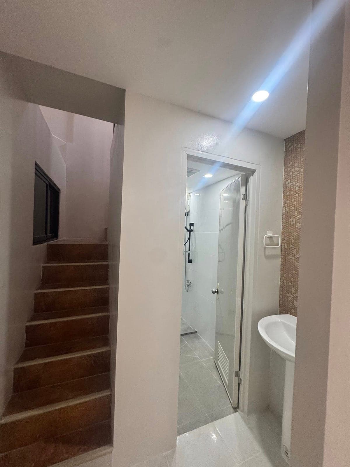 🔥 BARATO NGA BALAY FOR RENT – BAGONG RENOVATE! 🔥 - photo 4