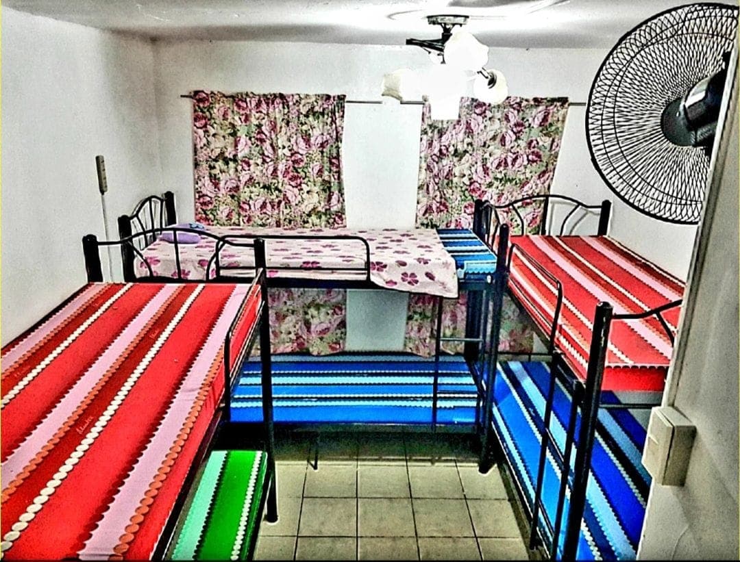 ✅️ Female Bedspace Only! - photo 7