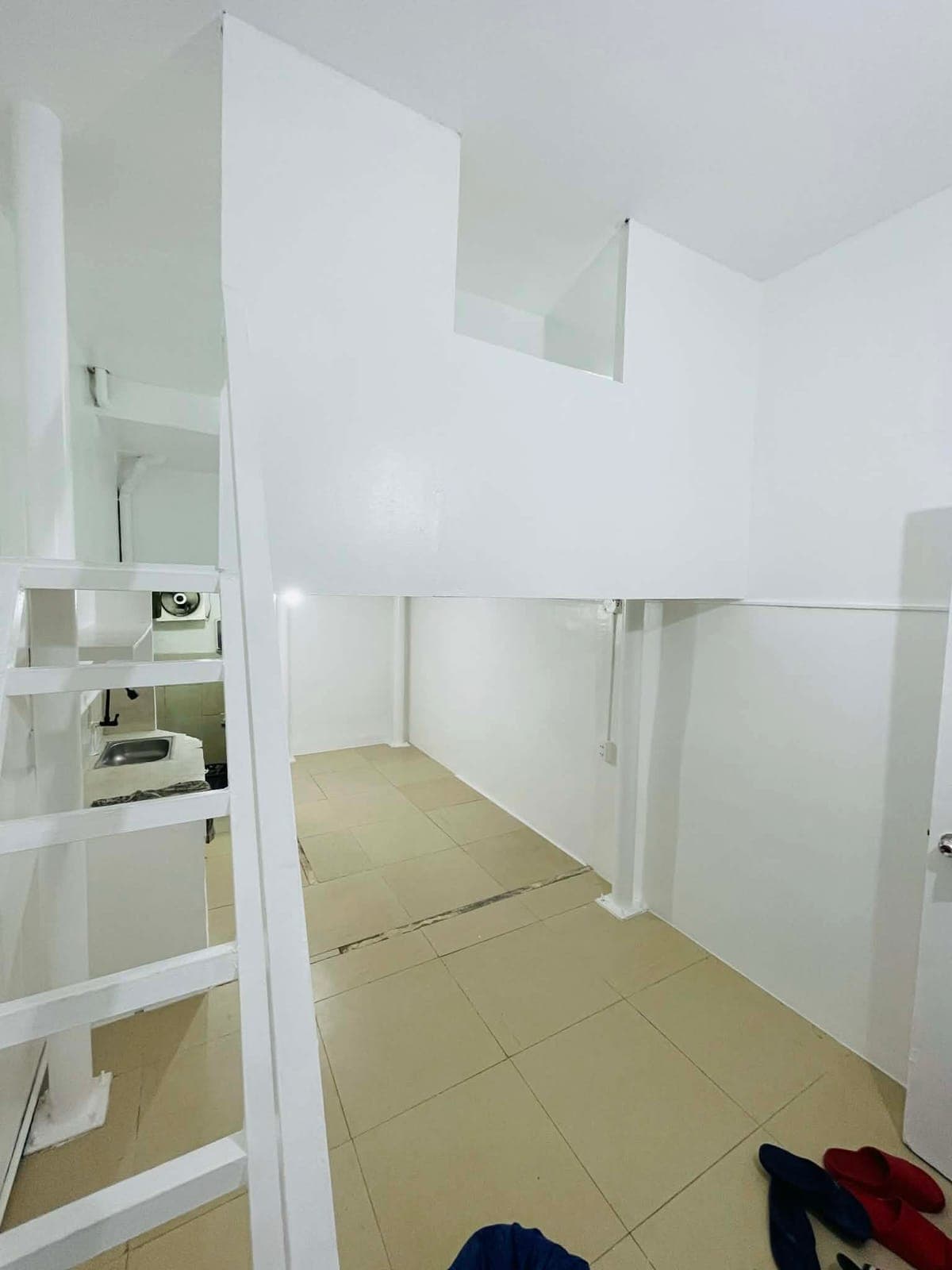 **₱ 9,000/month** - photo 5