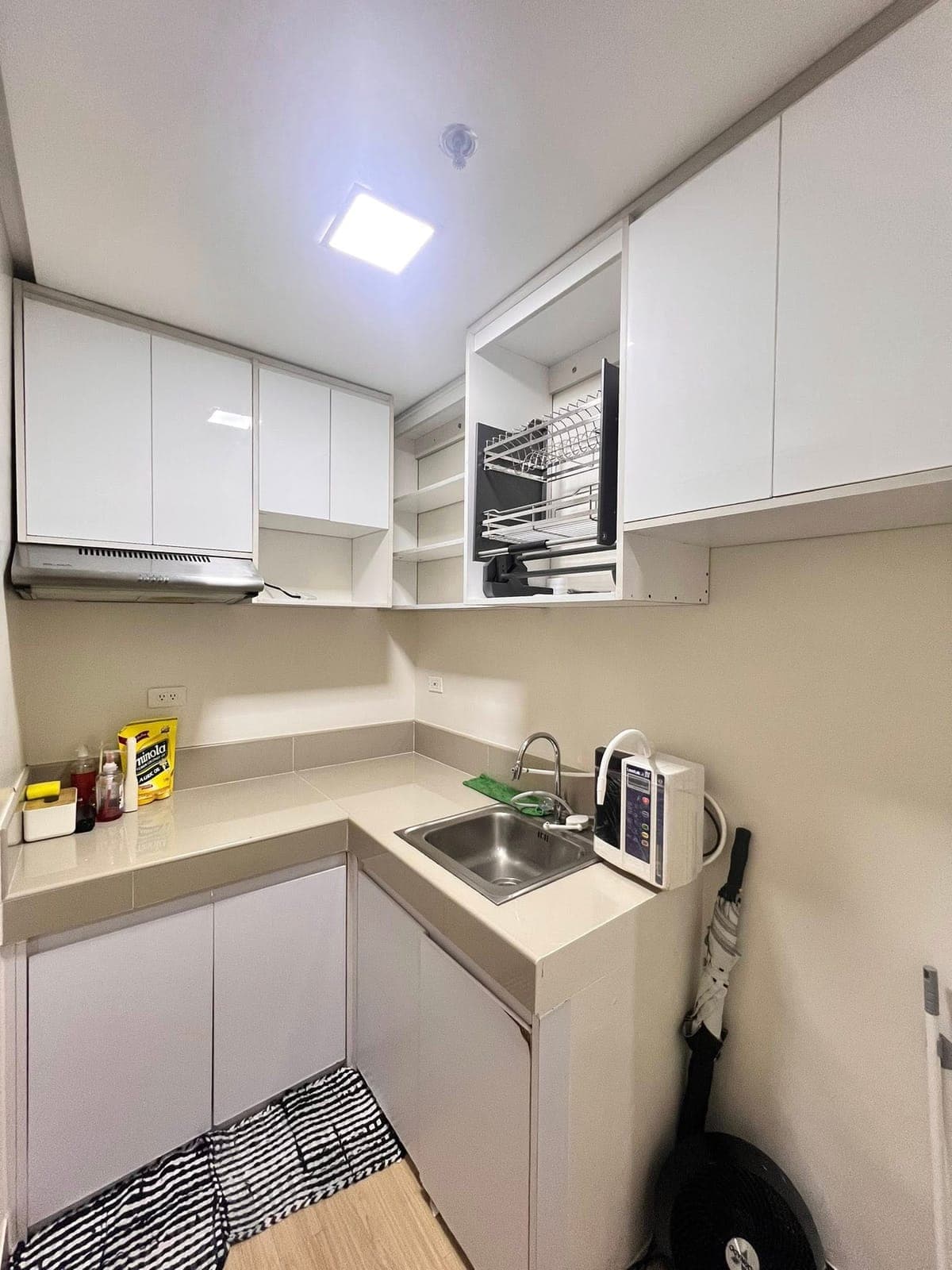 2BR semi furnished condo unit, for longterm lease‼️ - photo 4