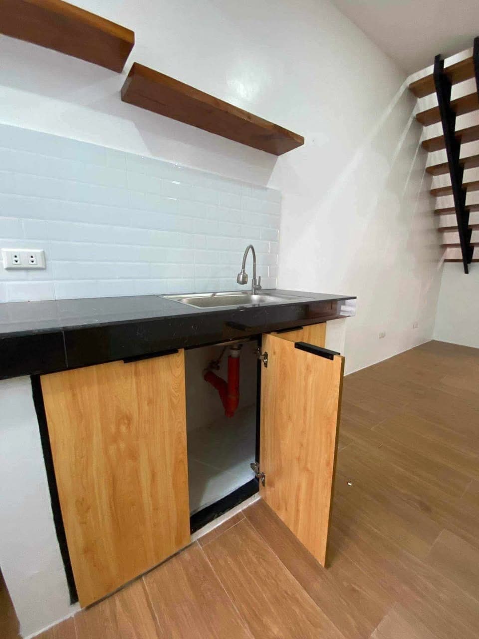 APARTMENT FOR RENT. - photo 2