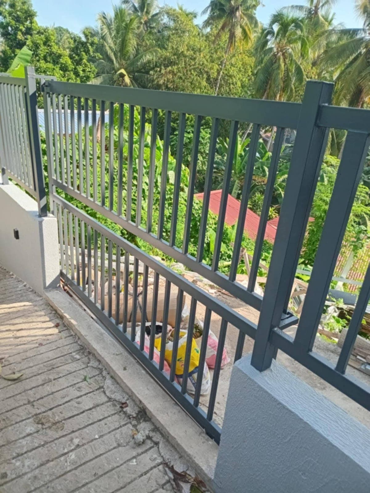 Helping a friend 🧡 - photo 1