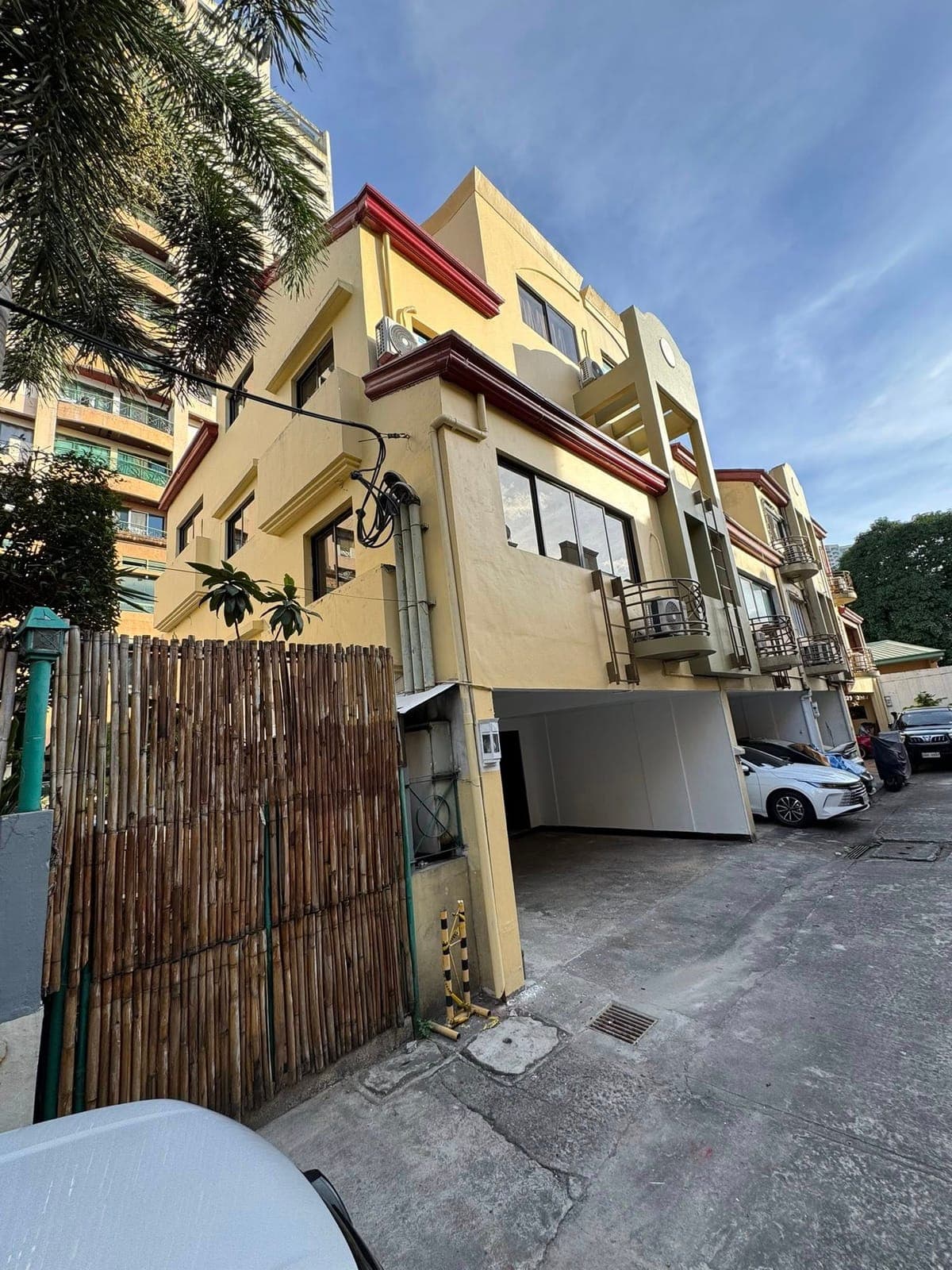 ■ TOWNHOUSE  FOR RENT  IN MAKATI CITY - photo 13