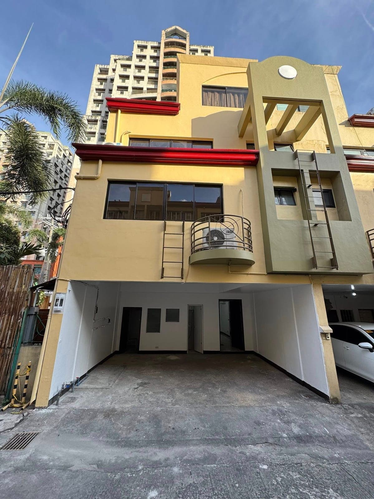 ■ TOWNHOUSE  FOR RENT  IN MAKATI CITY - photo 15