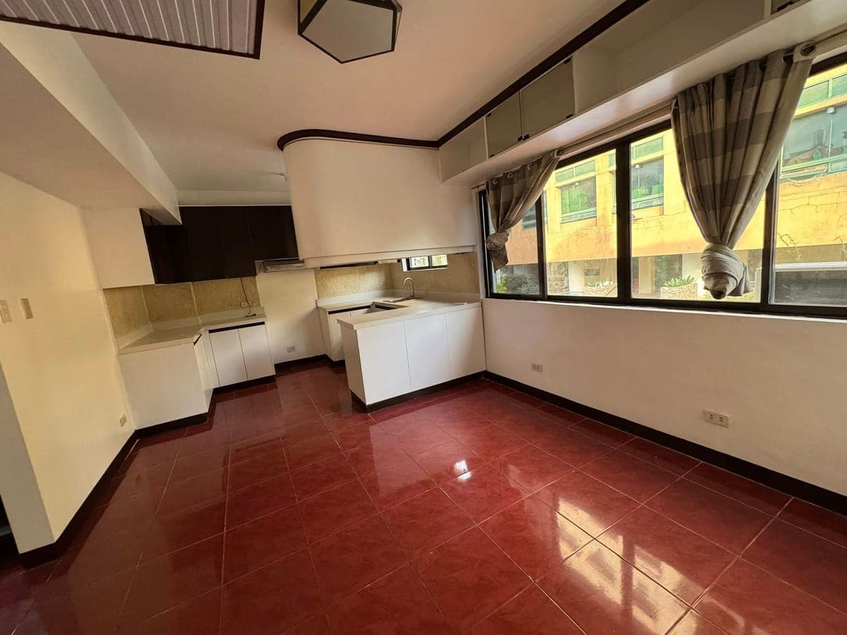 ■ TOWNHOUSE  FOR RENT  IN MAKATI CITY - photo 21