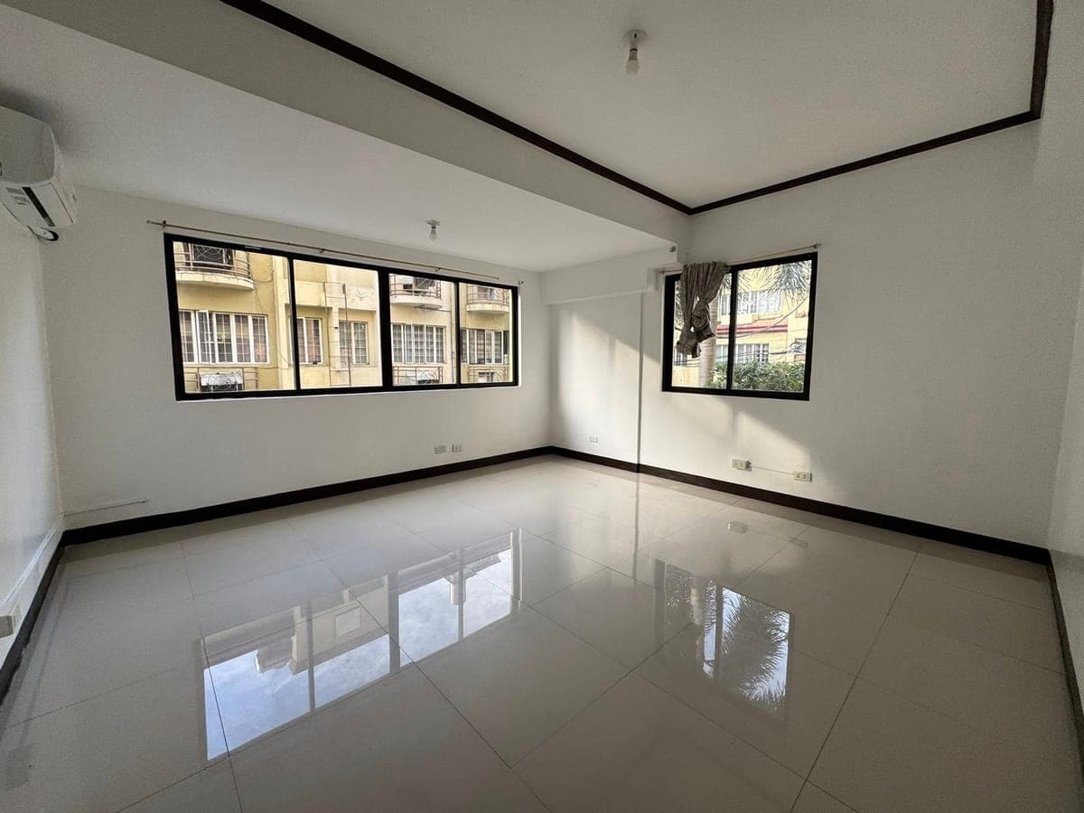 ■ TOWNHOUSE  FOR RENT  IN MAKATI CITY - photo 23