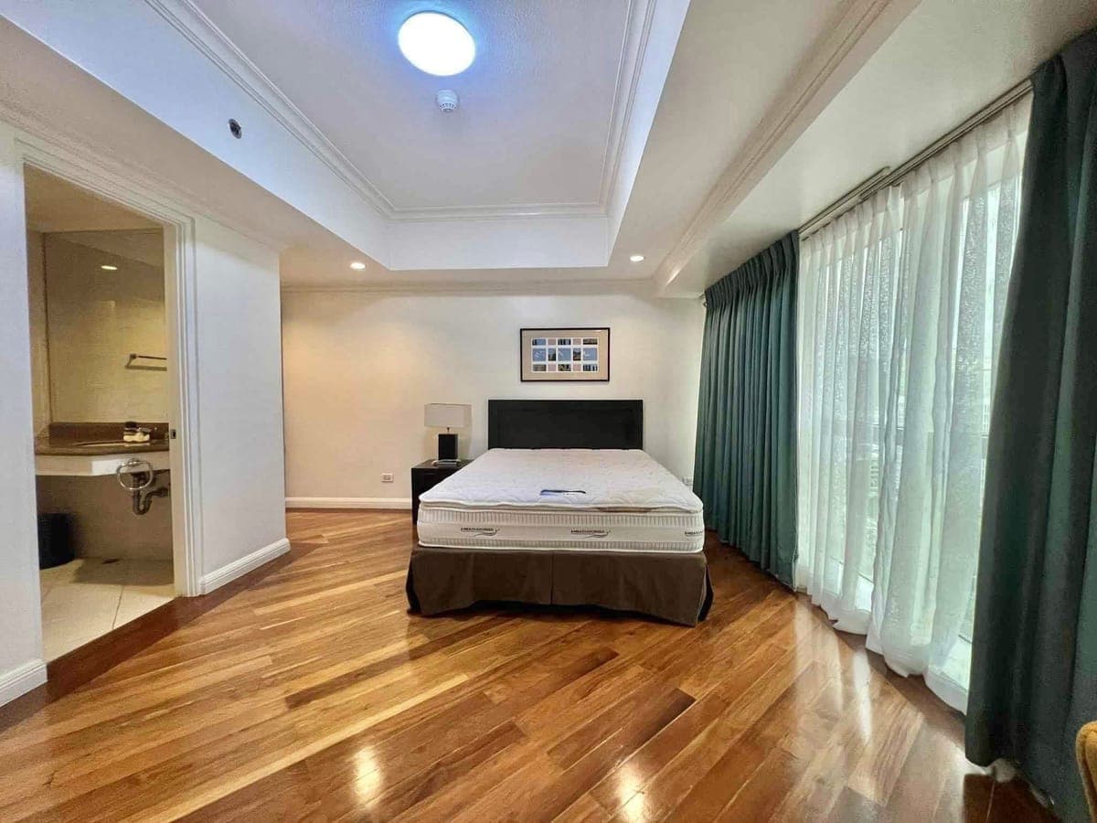 ₱150K MONTHLY‼️ | LUXURIOUS 2BR UNIT AT THE FORBES TOWER – SALCEDO VILLAGE, MAKATI - photo 13