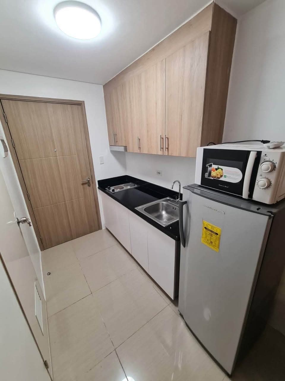 SHORE 2 RESIDENCES FOR RENT - - photo 2